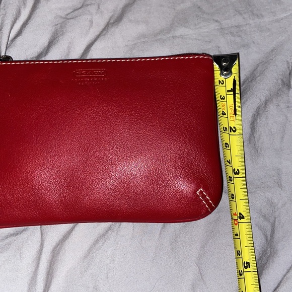 Like new Coach Double Stitched Corner Red Zip Wristlet Wallet Pouch - Picture 6 of 7